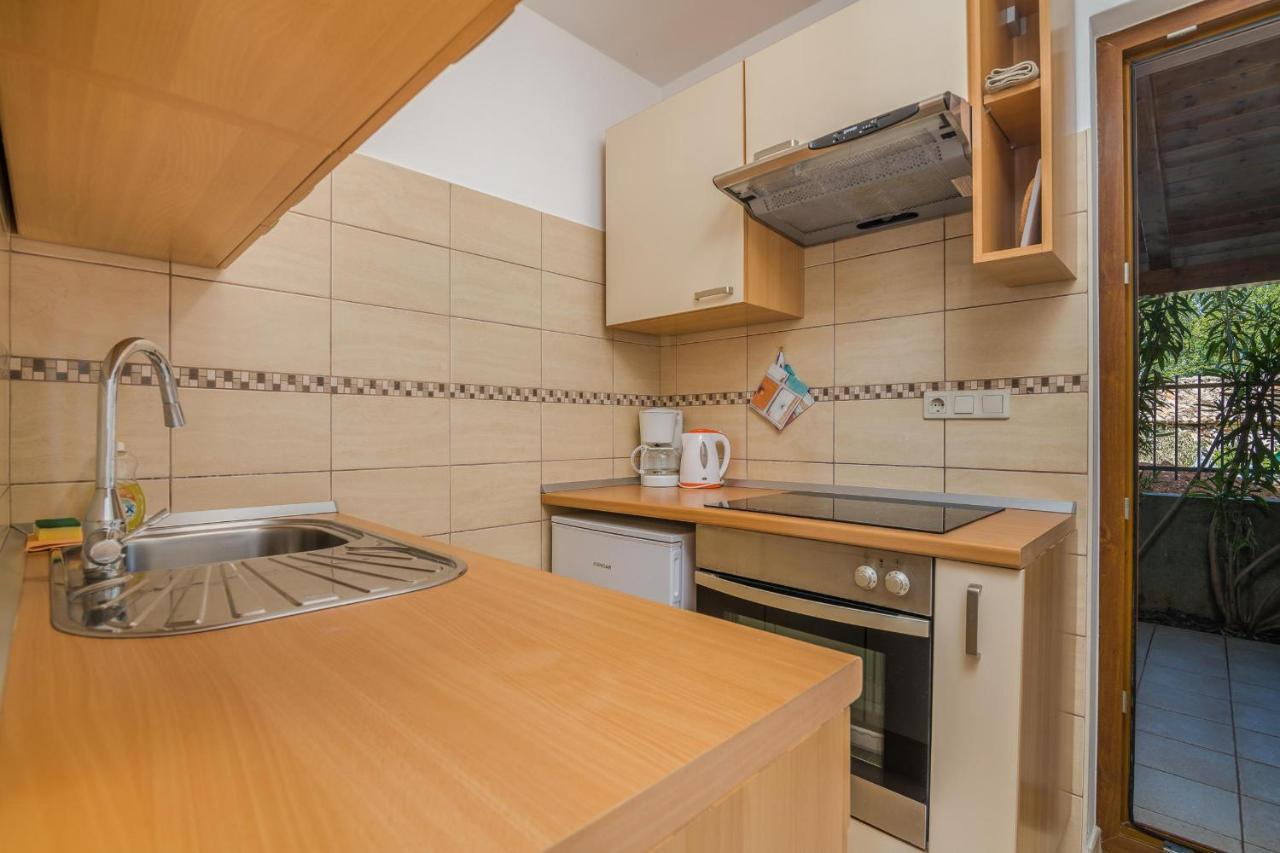 Apartments Celeste กลิมโน ภายนอก รูปภาพ
