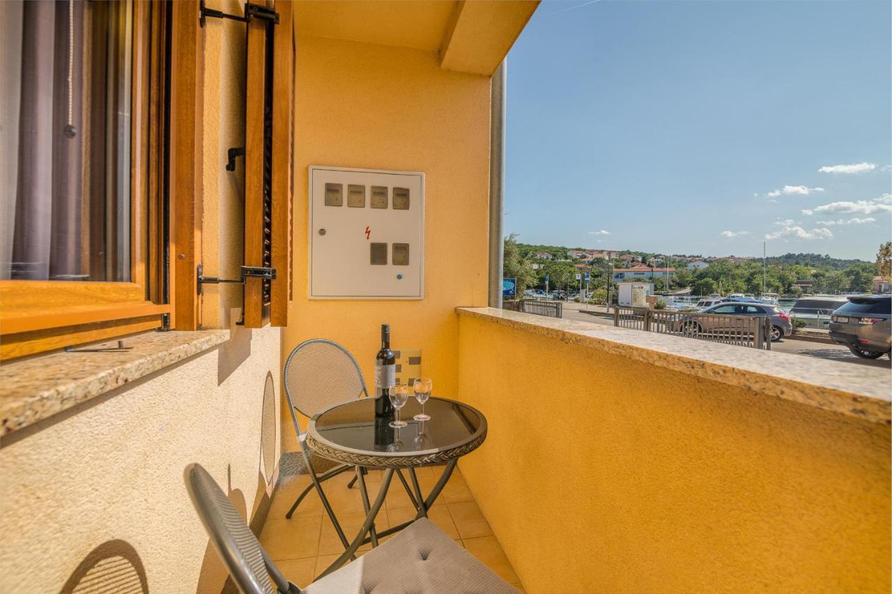 Apartments Celeste กลิมโน ภายนอก รูปภาพ