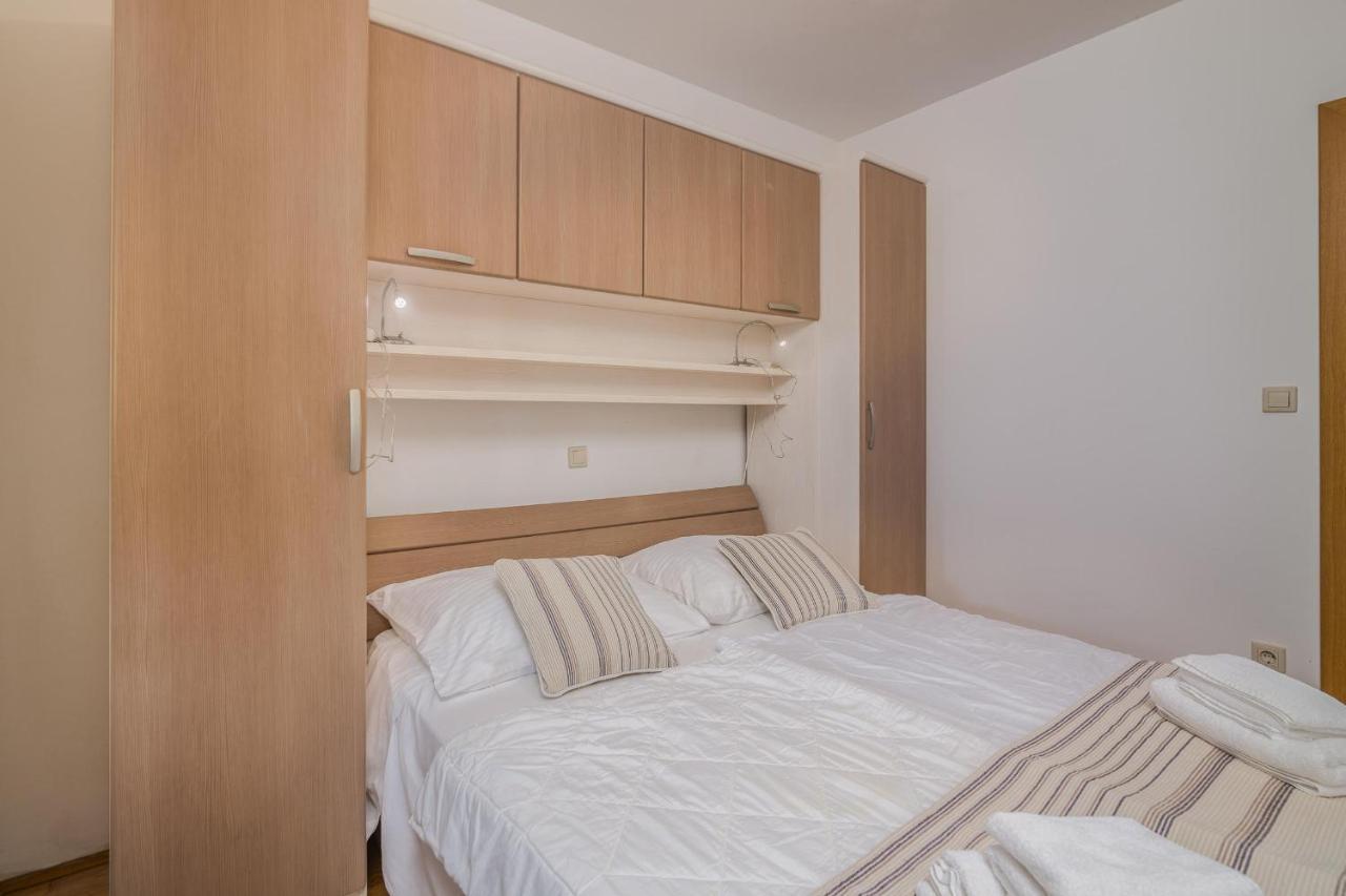 Apartments Celeste กลิมโน ภายนอก รูปภาพ