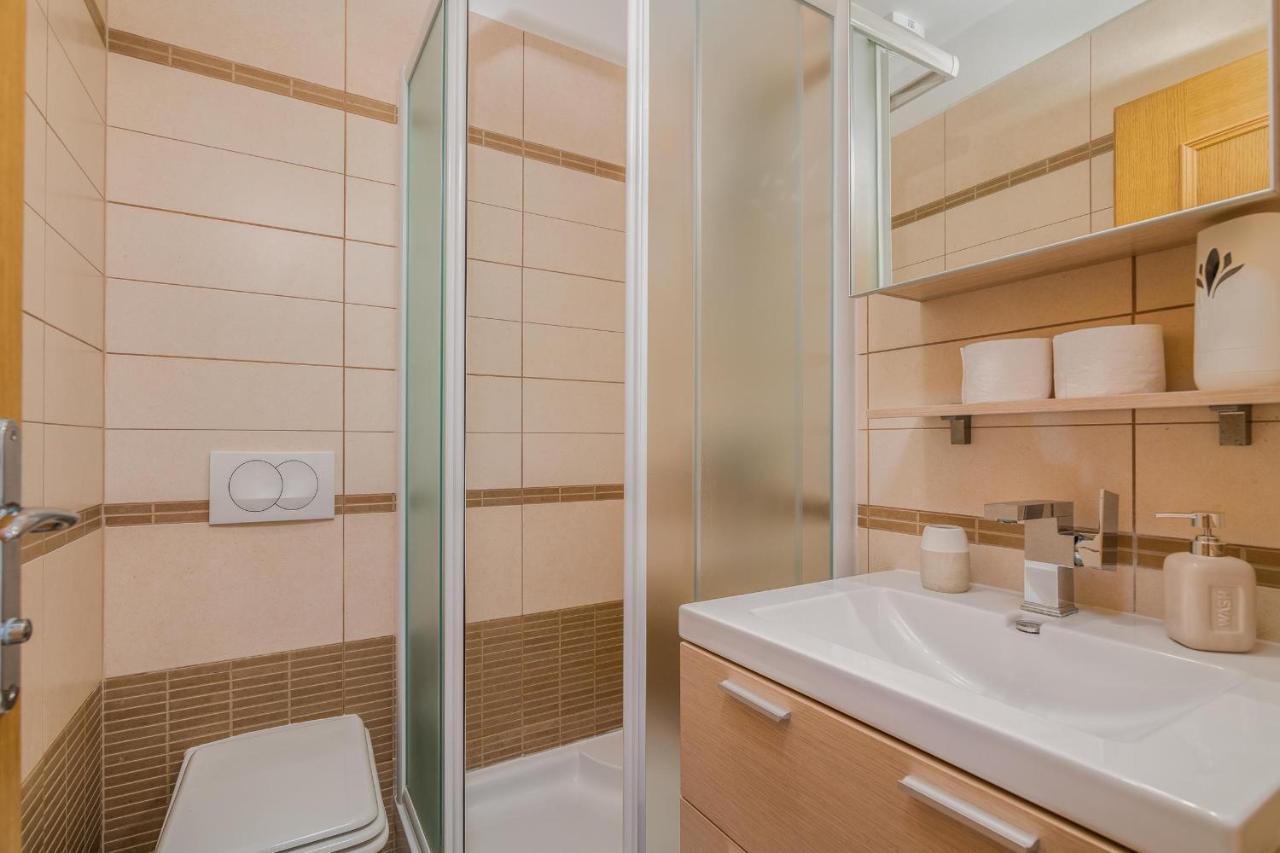Apartments Celeste กลิมโน ภายนอก รูปภาพ